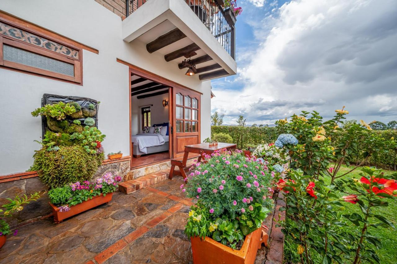 Casa De Las Flores Вилья-де-Лейва Экстерьер фото