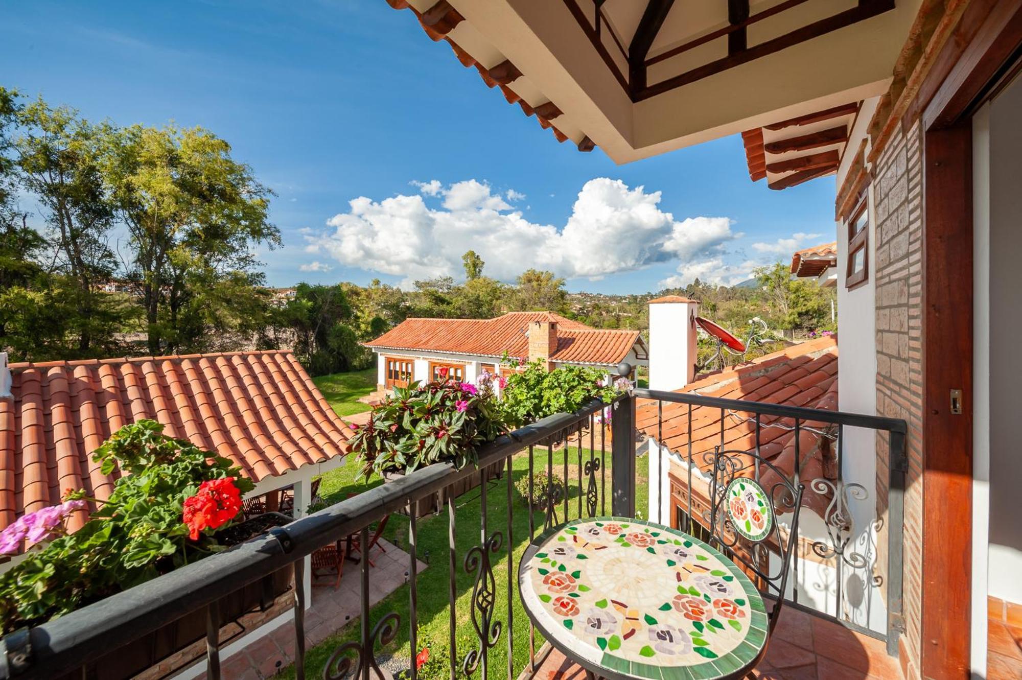 Casa De Las Flores Вилья-де-Лейва Экстерьер фото